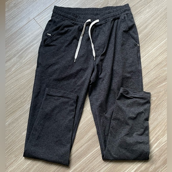 Vuori Men’s Ponto Performance DreamKnit Pants Sz S Charcoal Heather Grey EUC - Picture 12 of 12